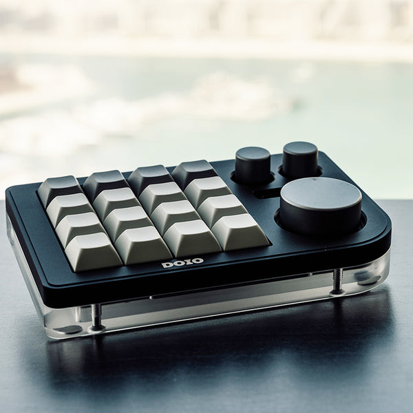 DOIO KB16-01 Macro Keyboard 16 Keys + 3 Knob Macro Pad